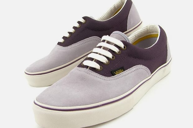 vans 2 colors