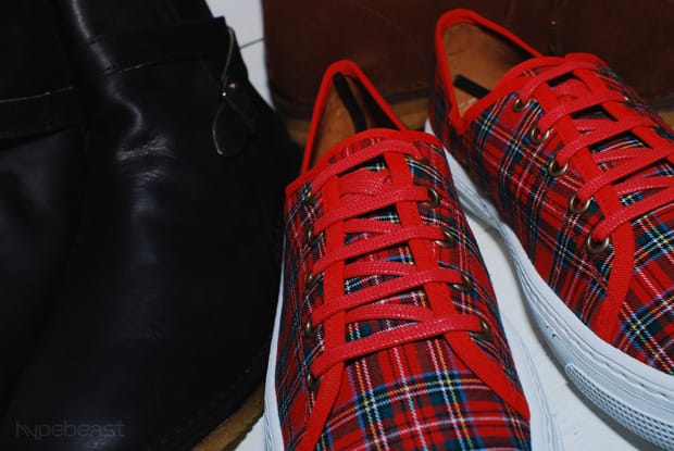 A.P.C 2009 Fall/Winter Accessories Collection New Arrivals