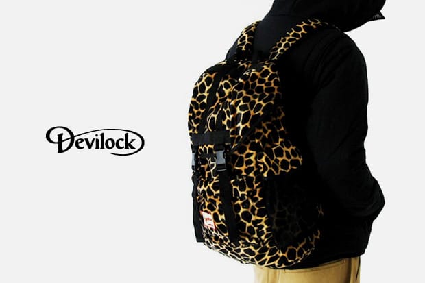 Devilock Giraffe Print Backpack
