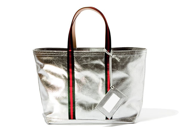 Foundation Addict for honeyee.com Tote Bag