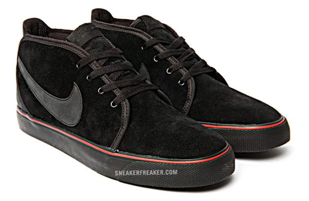 Nike Sportswear Air Zoom Toki Quickstrike