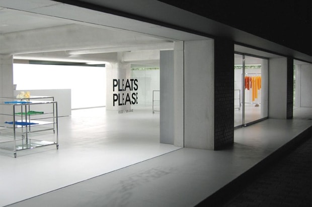 Pleats Please Issey Miyake Aoyama Store by Tokujin Yoshioka