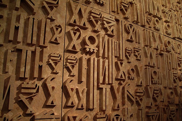 Retna & The Mac "Vagos Y Reinas" Exhibition Recap