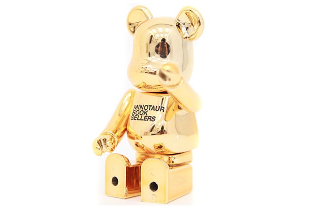 Minotaur x MEDICOM TOY Golden Bearbrick 100%