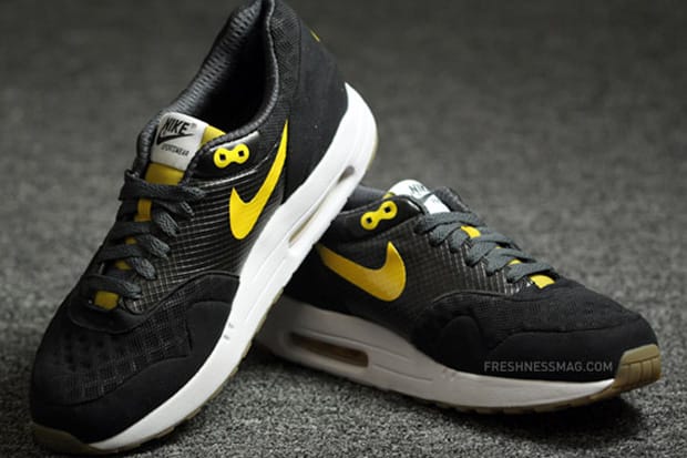 Nike Sportswear 2010 Spring Air Maxim 1 Torch 