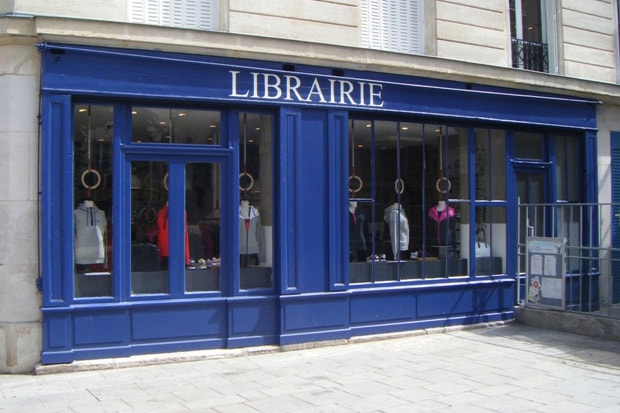 Nike Sportswear Paris