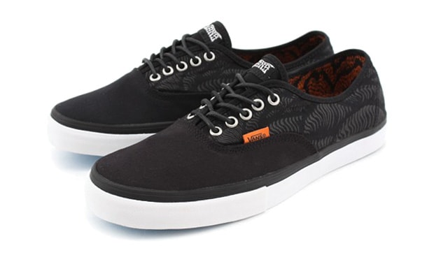 Taka Hayashi x Triple Crown of Surfing 2009 x Vans Authentic SF