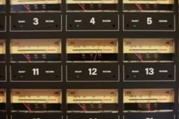 Blakroc feat. Mos Def and Jim Jones - Ain't Nothing Like You (Hoochie Coo)