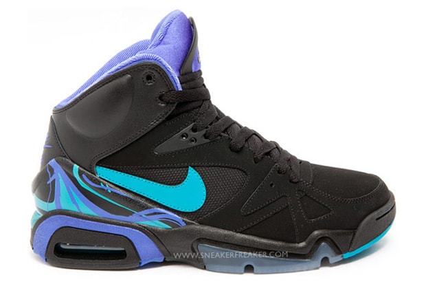Nike Air Hoop Structure Aqua LE