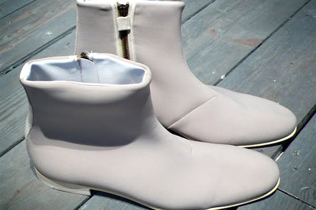 Viktor & Rolf 2010 Spring/Summer Neoprene Boots Preview