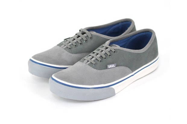 Deluxe x Vans Authentic