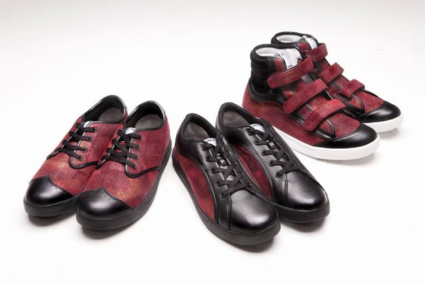 MS Sneaker 2009 Holiday "Red Christmas" Collection