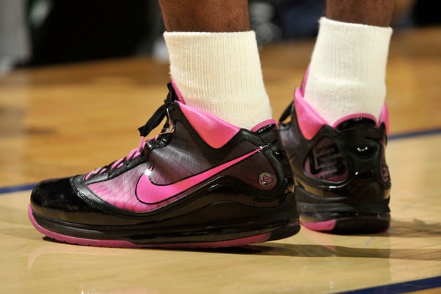 Nike Basketball LeBron James VII "Think Pink"