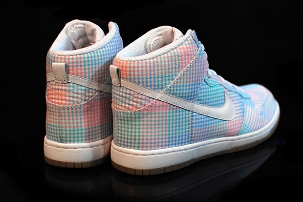 Nike Sportswear Dunk Hi Gingham Preview