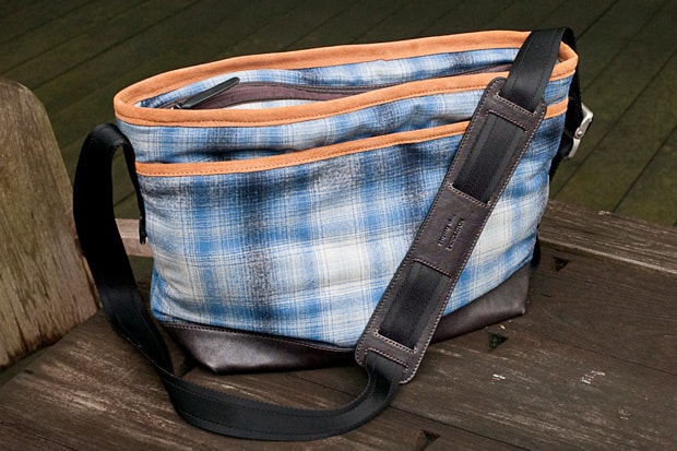 Pendleton x Property Of... Messenger Bag