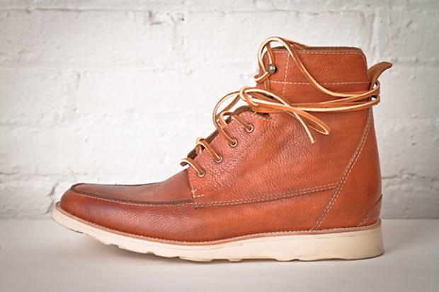 Esquivel 2010 Fall/Winter Boots Preview