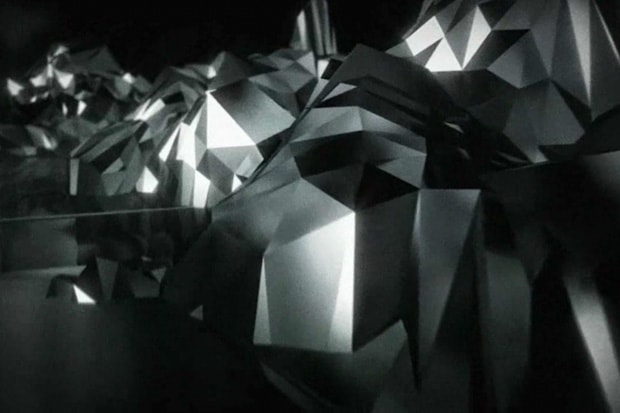 Massive Attack - Splitting The Atoms