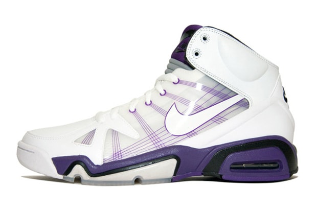 Nike Hoop Structure Fly Wire