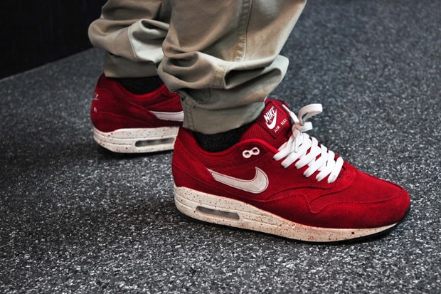 Streetsnaps: Red Air Max 1's