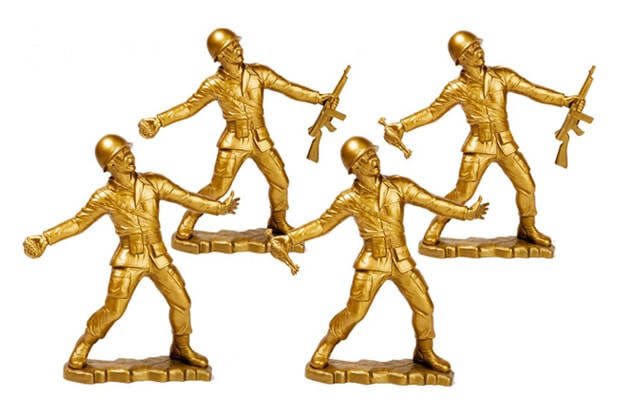 Frank Kozik "Big Army Man" Gold Edition