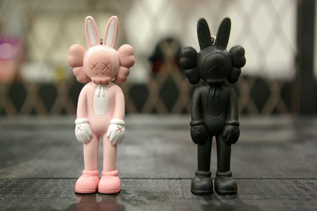 OriginalFake x Medicom Toy KAWS Accomplice Key Holder
