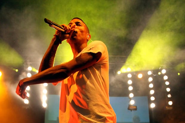 N.E.R.D. featuring Nelly Furtado – Hot N’ Fun 