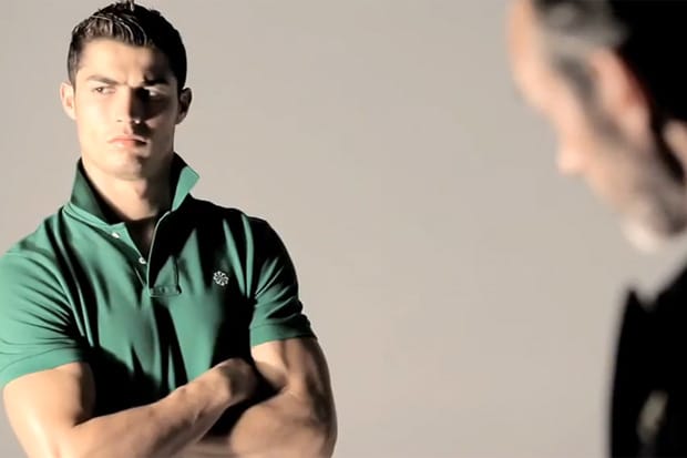 Nike Sportswear "Bleed Your Colors" GS Polo Video