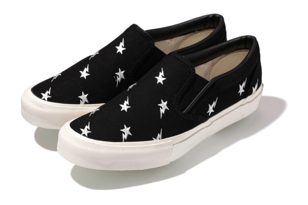 A Bathing Ape "Sta" Embroidered Slip-off