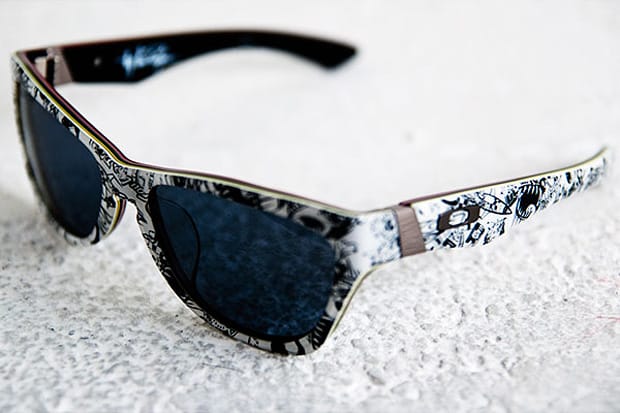 oakley troy lee design sunglasses
