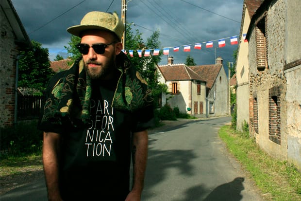 Jimmy Whoo x NEUE "PARISFORNICATION" T-shirt