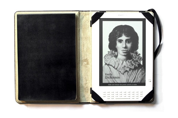 MoleSkine Kindle Cover