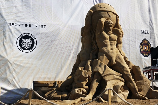 Bread & Butter 2011 Spring/Summer Show: Sculpture