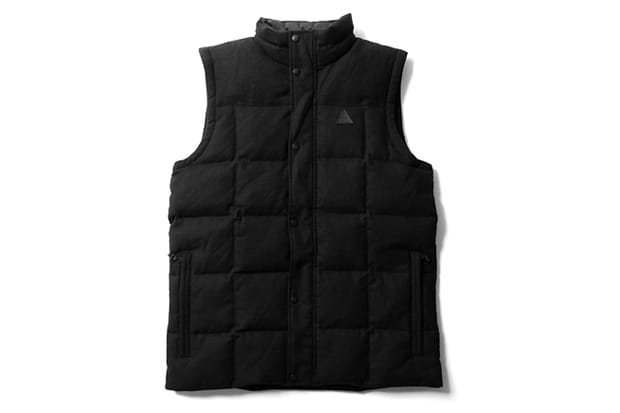 nike acg vest black