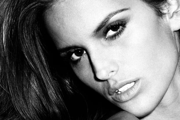 SNEEZE No. 8 2010 Summer Issue