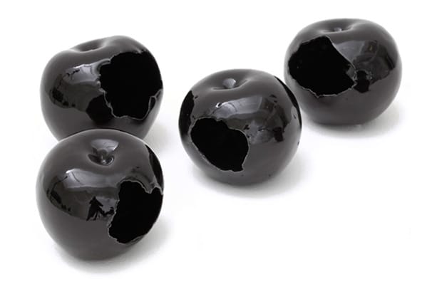 Julia Chiang "No Turning Back" Porcelain Apples