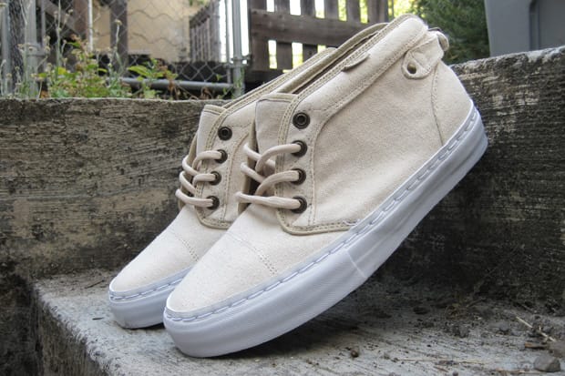 Vans Vault 2010 Fall Chukka Buckleback LX