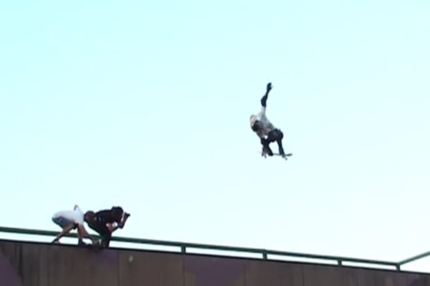 Bob Burnquist Mega 900 Fakie to Fakie Video