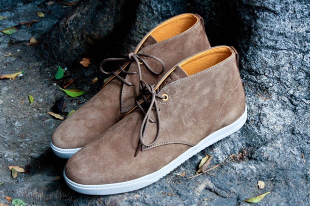 Clae fashion chukka boots Amazon.com | CLOWSE Men main image 4