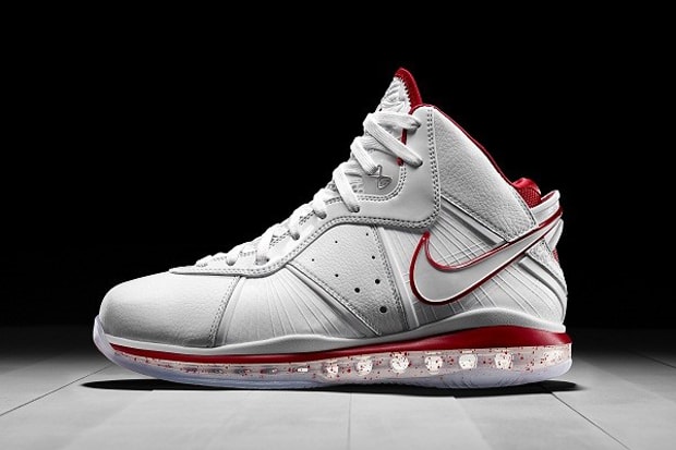 Nike Air Max LeBron VIII China Edition