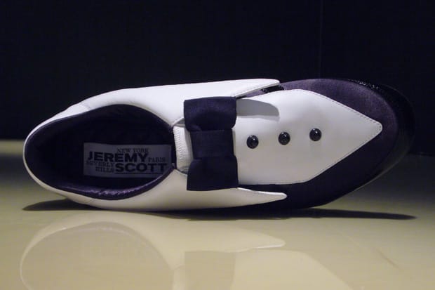 adidas Originals by Originals Jeremy Scott Arrow