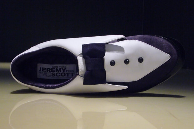 adidas Originals by Originals Jeremy Scott Arrow