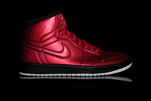 Air Jordan 1 Armour Cranberry