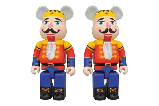 Dr. Romanelli x Medicom Toy “DRX-Mas” 400% Nutcracker Bearbrick