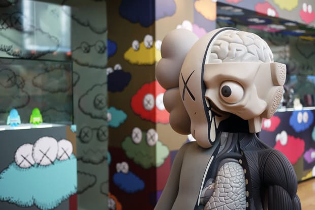 KAWS "PassingThrough" Exhibition Recap