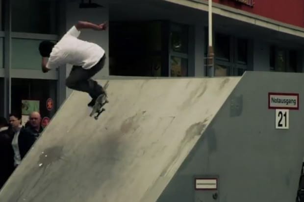 Girl/Chocolate Der Bratwurst Tour Ever Video