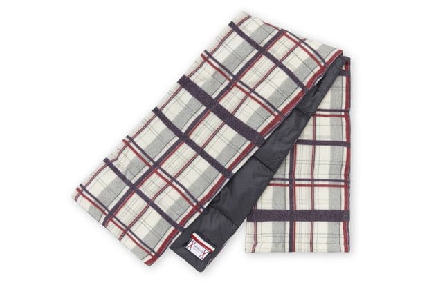 Moncler Gamme Bleu 2010 Fall/Winter Ripstop Scarf