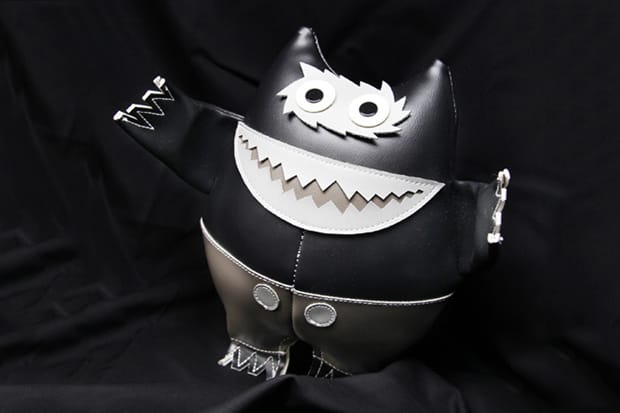 NEXUSVII NAUGAHYDE zozo Exclusive