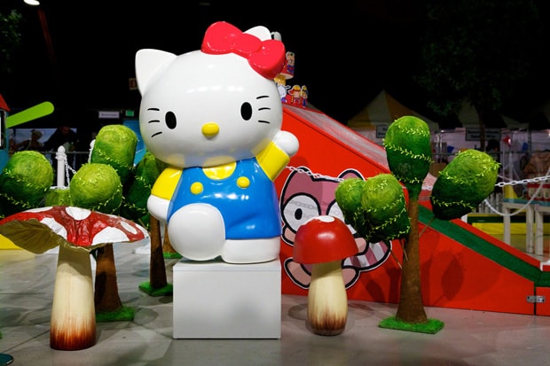 Sanrio "Small Gift" Opening Los Angeles