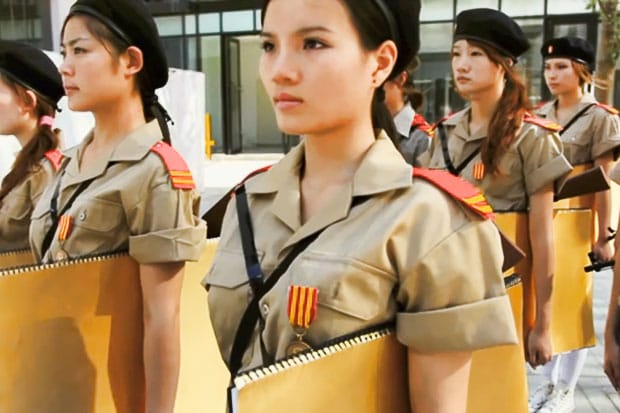 Suitman (Kim Young III) in Shanghai