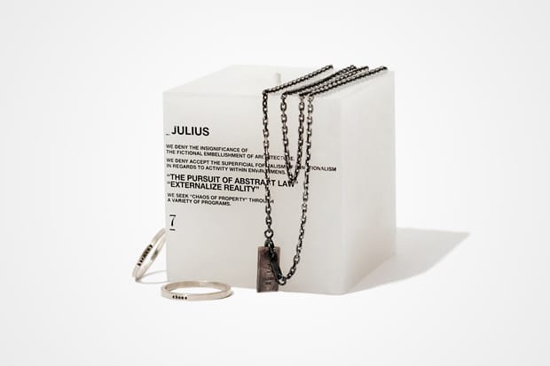 JULIUS "Ring in Candle"